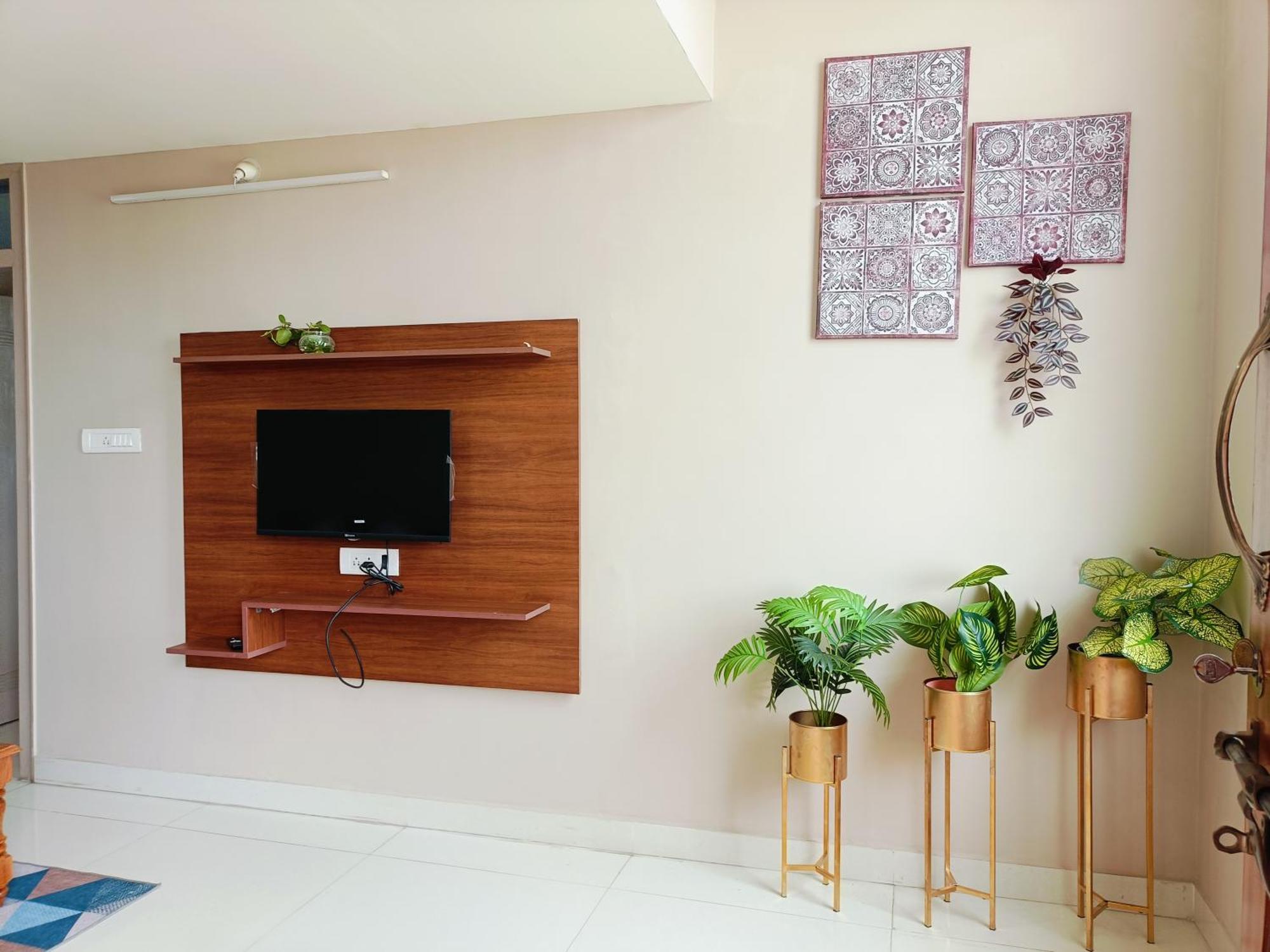 2Bhk Flat By Sr Renton Comfort Homestay Mysore @ Vijayanagar 2Nd Stage Mysore Exterior photo